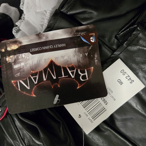 Harley Quinn Black and Red Corset/Skirt Costume - Picture 3 of 6